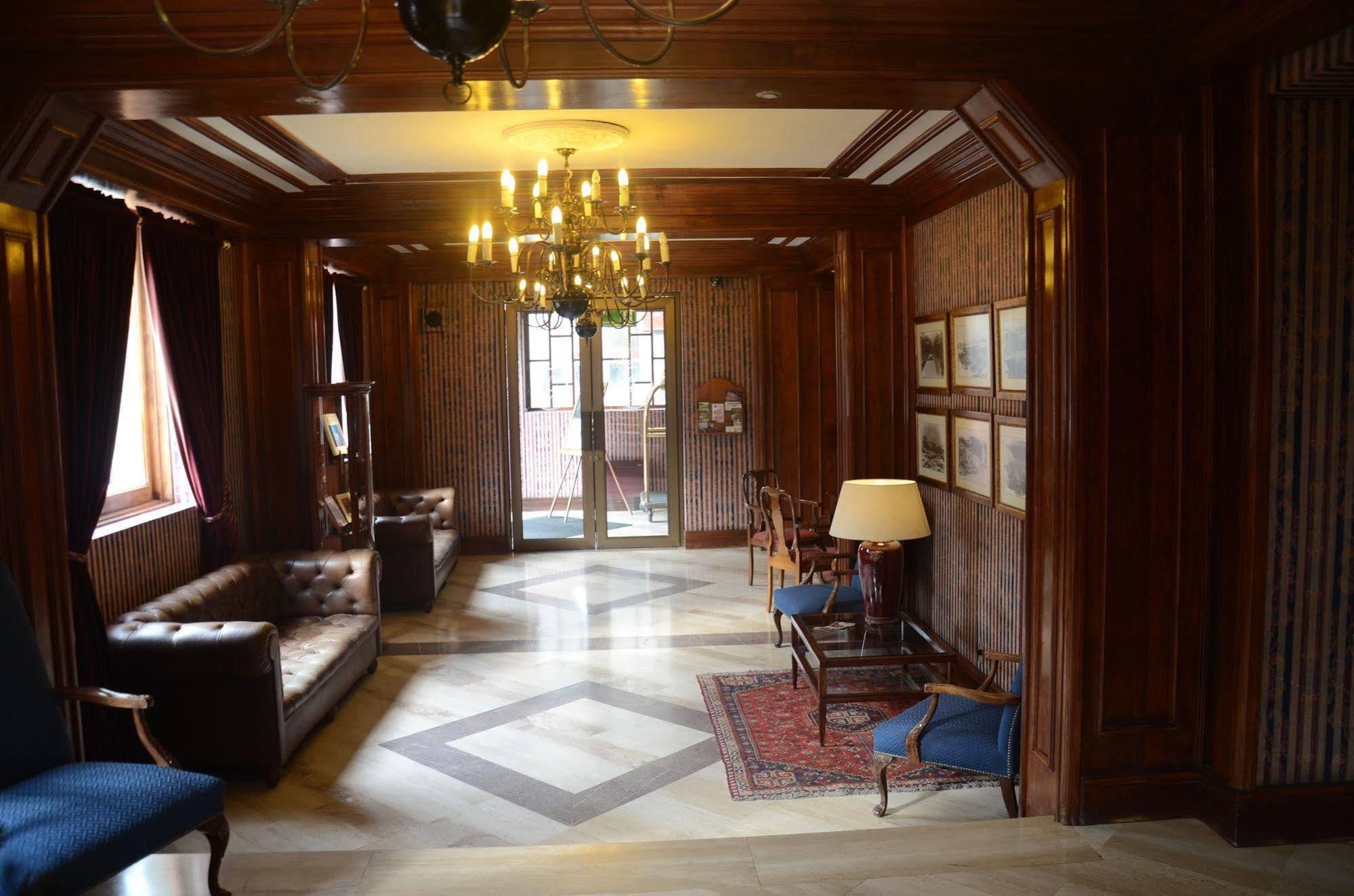 Hotel Jose Nogueira Punta Arenas Buitenkant foto